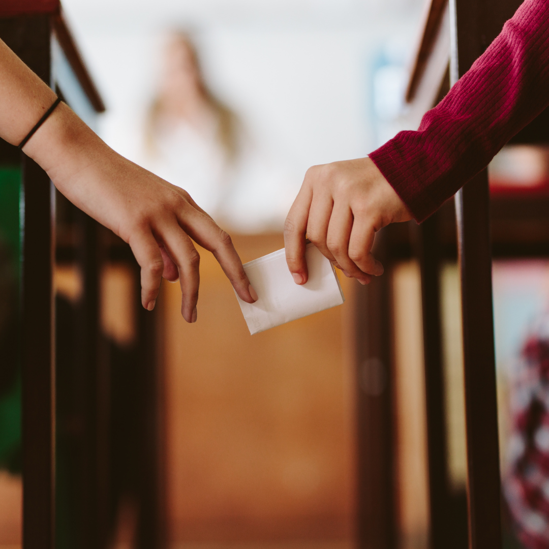 Mengapa Seseorang Berperilaku Seperti Itu?